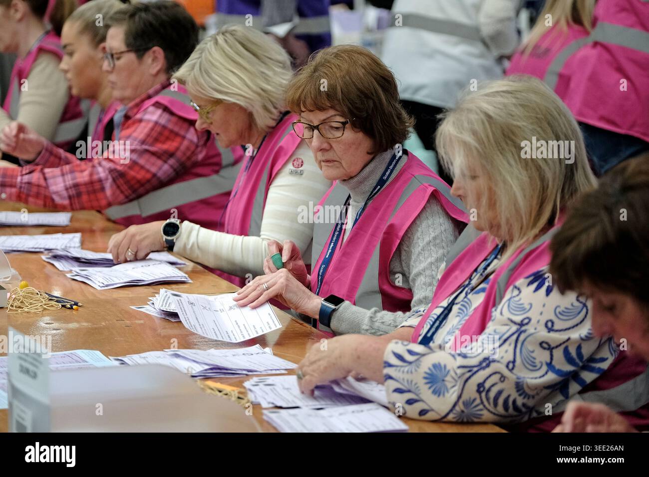 Kelso, UK. 08th May, 2026. Scottish Parliament Election Count on Friday 08 May 2026, at Springwood Hall Kelso. Counting staff begin the task of tallying the ballot papers. Ettrick, Roxburgh and Berwickshire Constituency Constituency Turnout - 53% (30,207) Regional List Turnout - 53% (30,244) Midlothian South, Tweeddale and Lauderdale Constituency Constituency Turnout - 55.5% (34,658) Regional List Turnout - 55.6% (34,742) ( Credit: Rob Gray/Alamy Live News Stock Photo