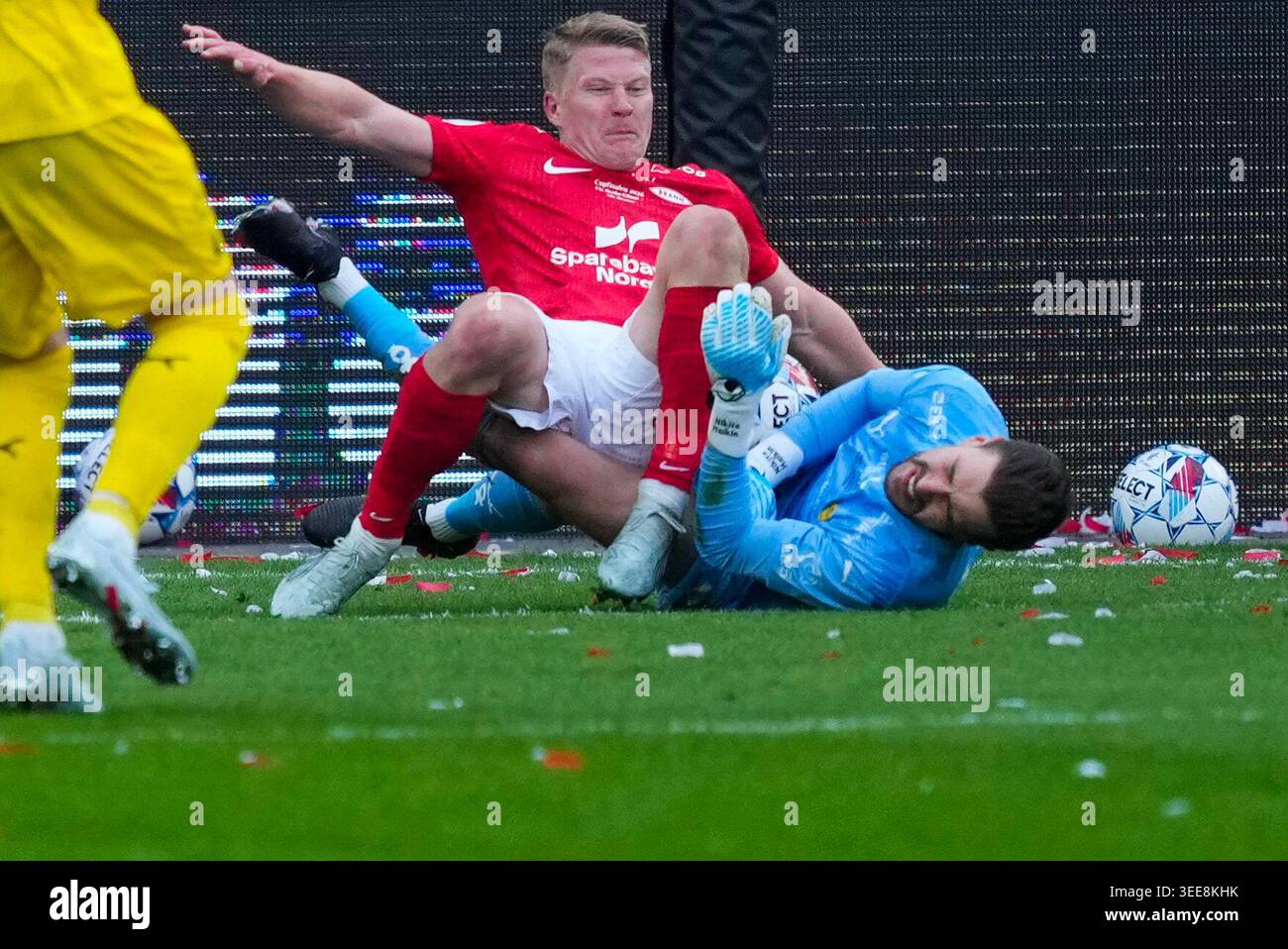 Oslo 20260509 Bod Glimt s Goalkeeper Nikita Haikin In A Duel With oslo-20260509-bod-glimt-s-goalkeeper-nikita-haikin-in-a-duel-with