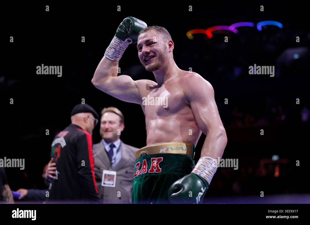 Zak Chelli celebrates after winning his Light Heavyweight bout against ...