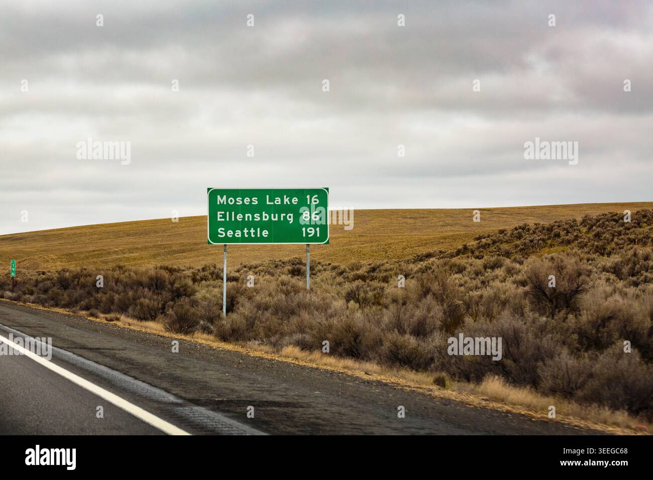 Interstate sign i 90 usa hi-res stock photography and images - Alamy