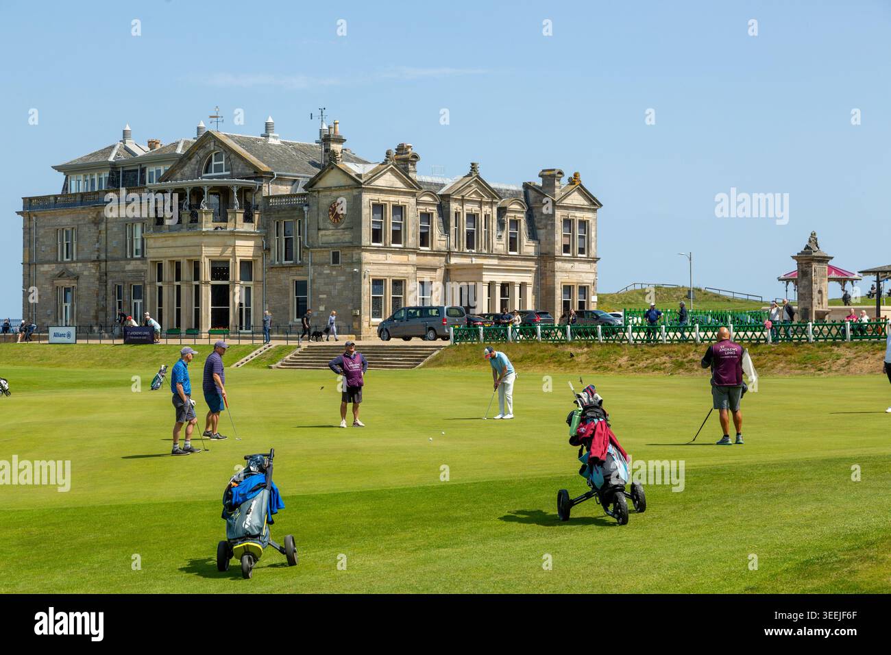 18th green st andrews hi-res stock photography and images - Alamy