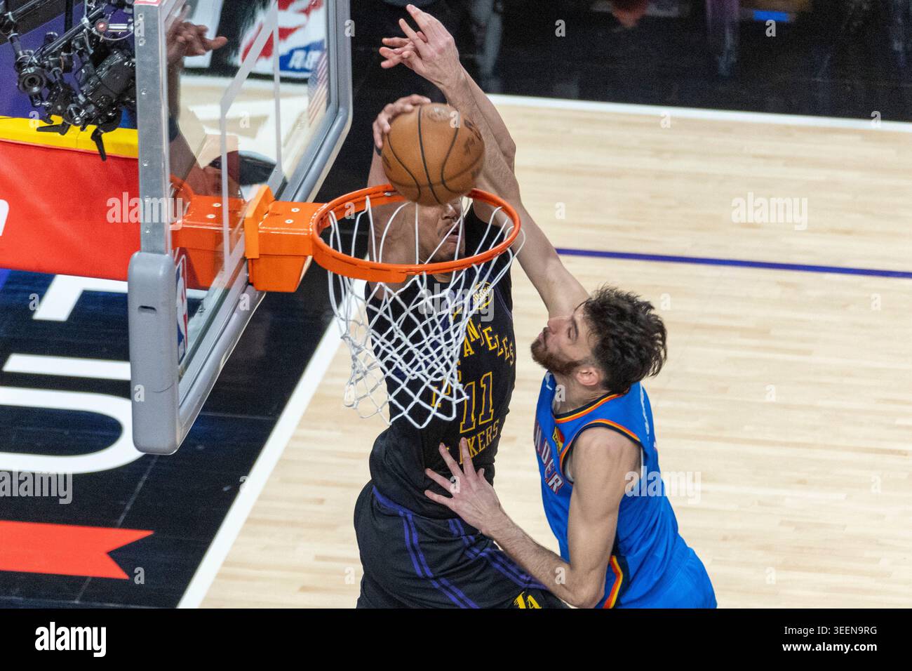 Los Angeles, United States. 11th May, 2026. Los Angeles Lakers' Jaxson Hayes (11) dunks against Oklahoma City Thunder's Chet Holmgren (7) during Game 4 of a second-round NBA playoff series at Crypto.com Arena on Monday, May 11, 2026 in Los Angeles. Credit: SOPA Images Limited/Alamy Live News Stock Photo