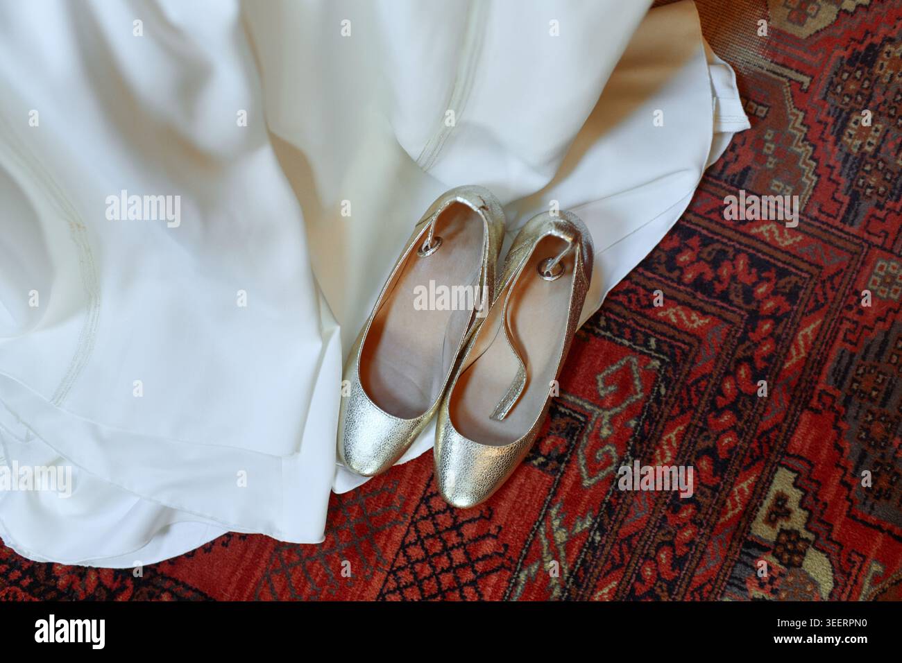 Metallic gold shoes hi-res stock photography and images