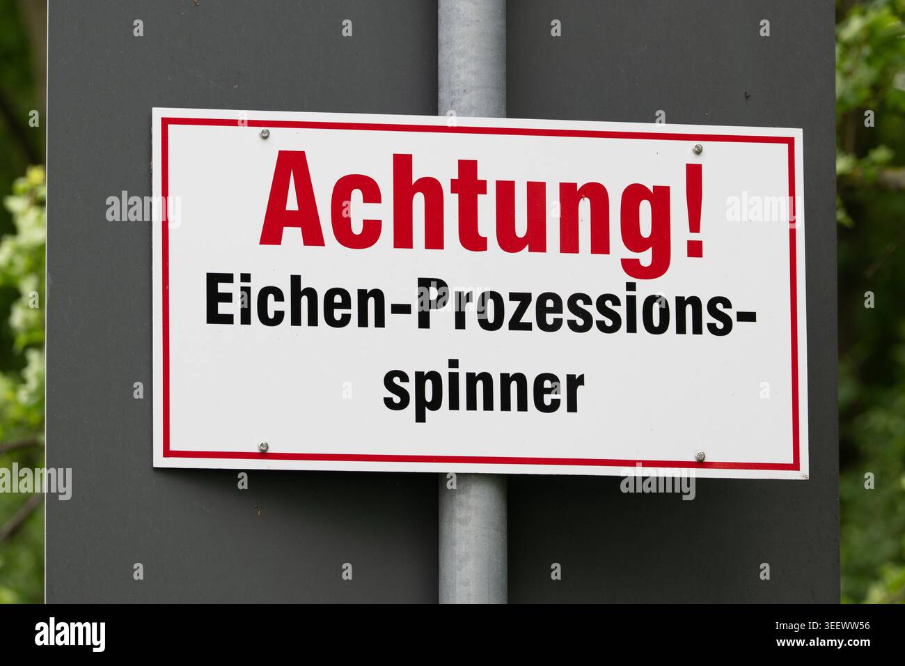 12 May 2026, Saxony, Görlitz: A warning sign at a rest area indicates ...