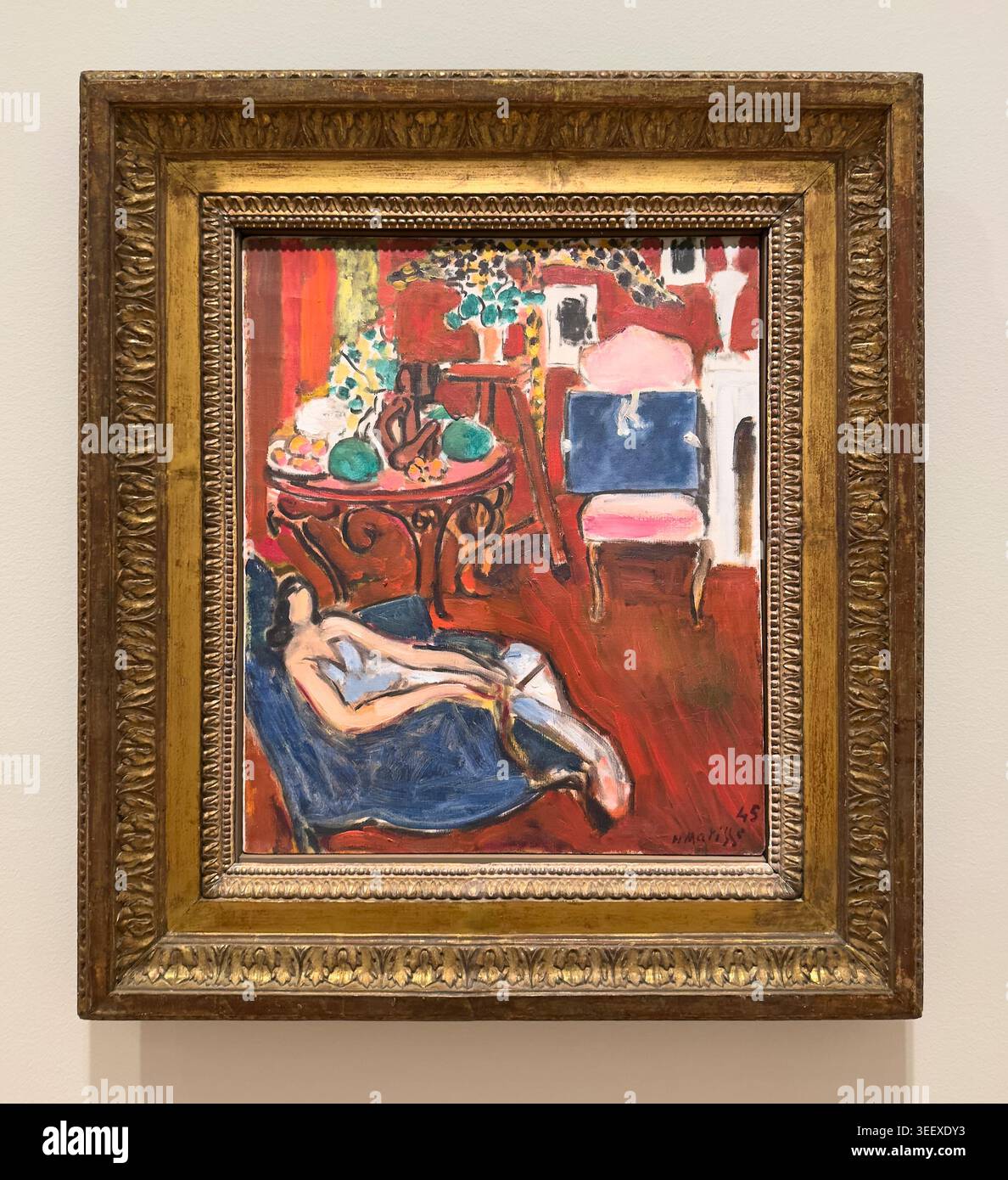 Red room matisse hi-res stock photography and images - Alamy