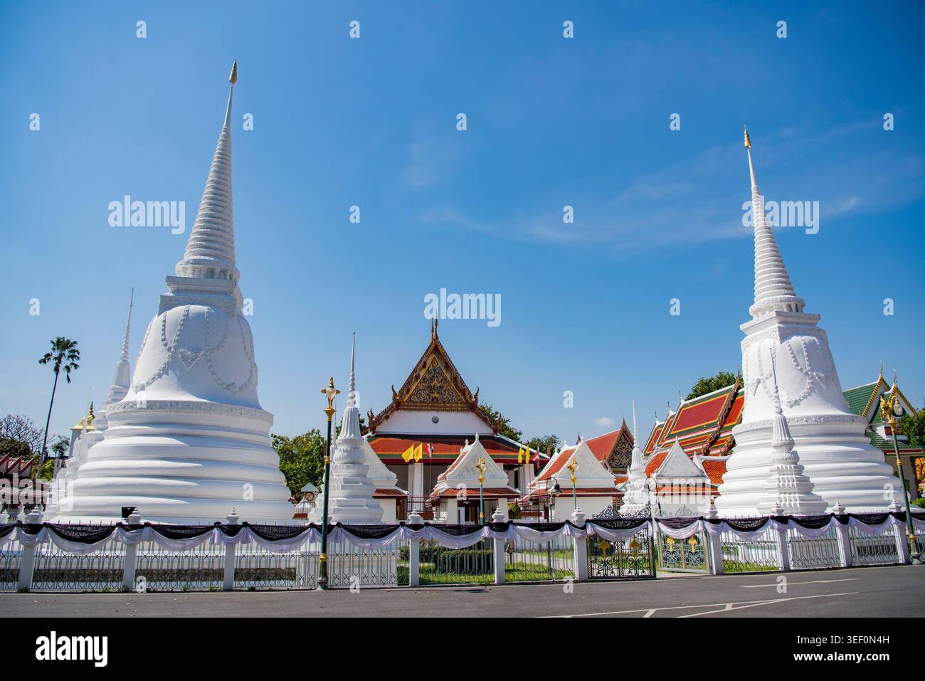 Wat Ratchasittaram Wat Ratchasittharam Ratchaworawihan or Wat Plub in Thonburi at the City ...