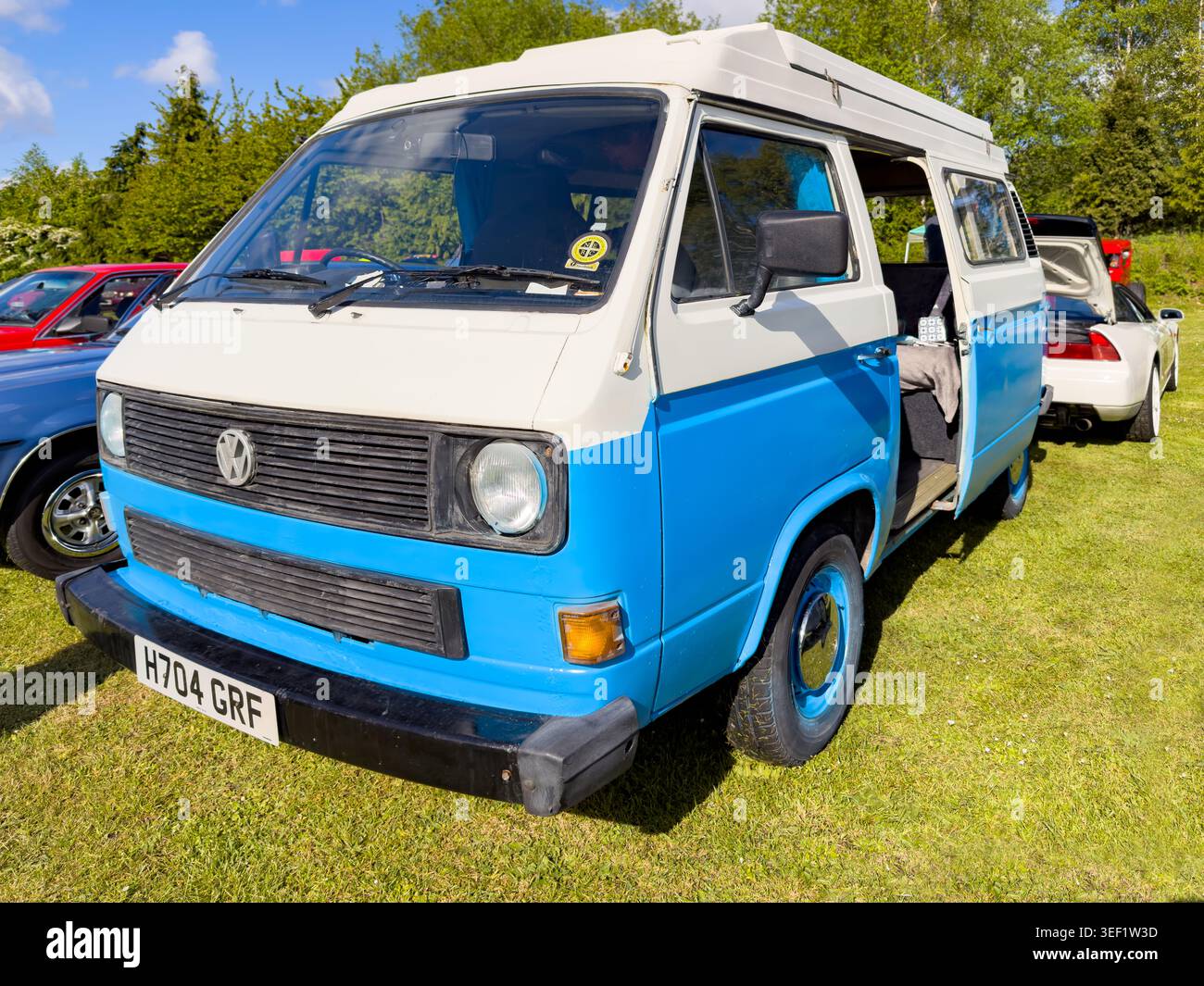 Volkswagen westfalia camper hi-res stock photography and images 