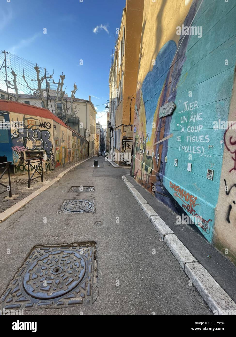 A sketchy alleyway in the historical center of Marseille, France - Smartphone Captured Stock Image