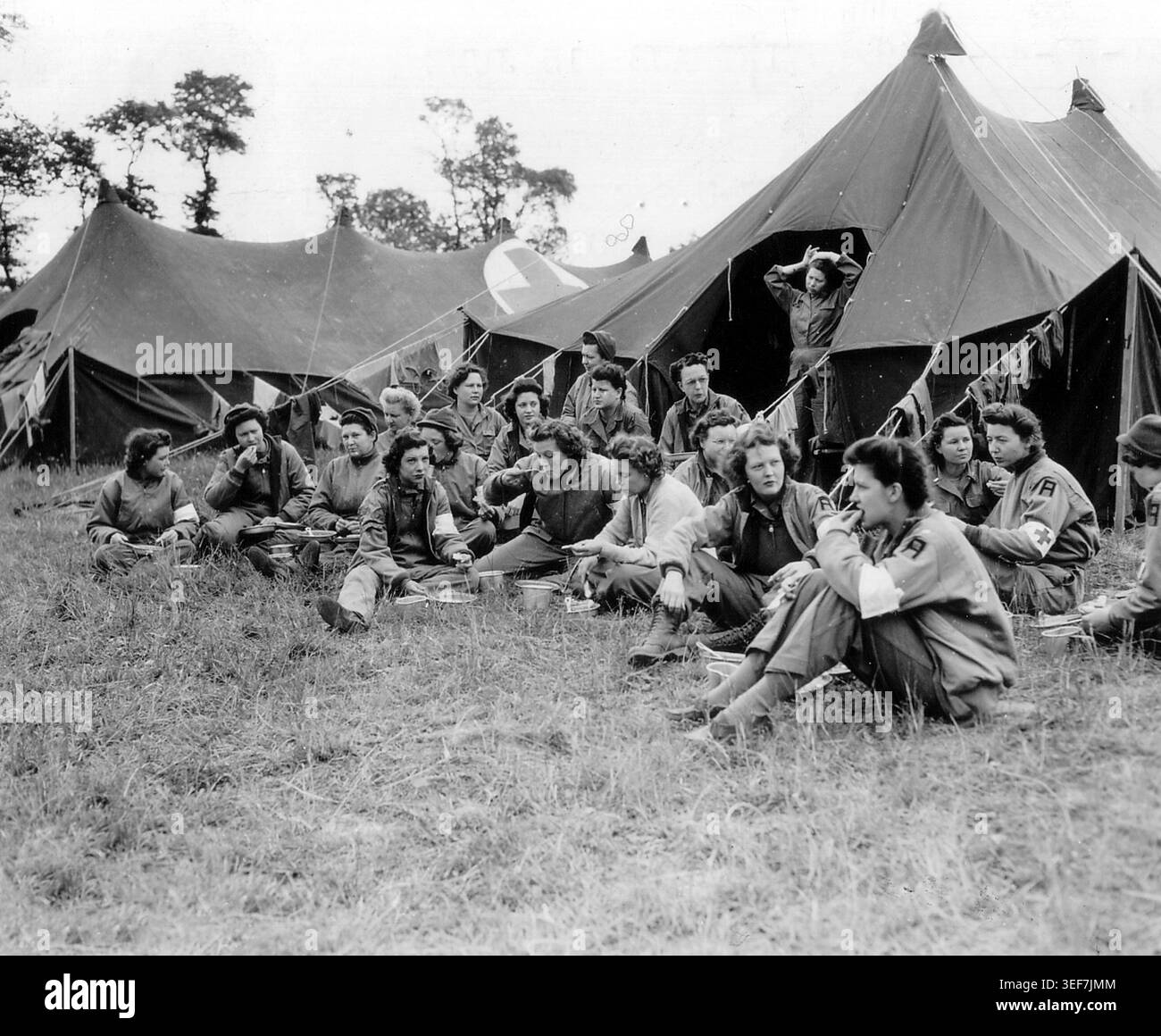 American army nurses normandy hi-res stock photography and images - Alamy