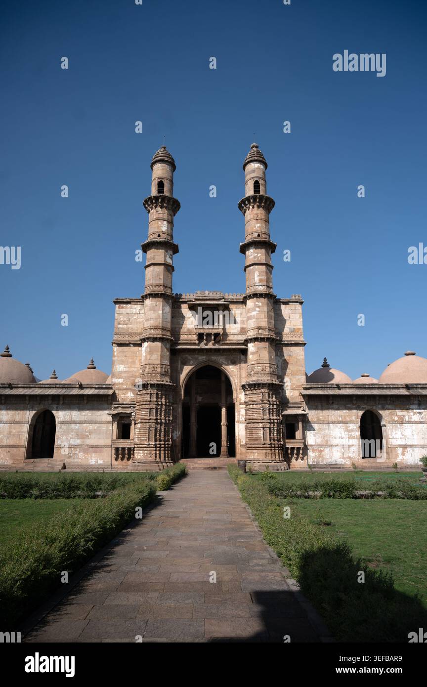 Jama Masjid Great Mosque Champaner Pavagadh Archaeological Park jama-masjid-great-mosque-champaner-pavagadh-archaeological-park
