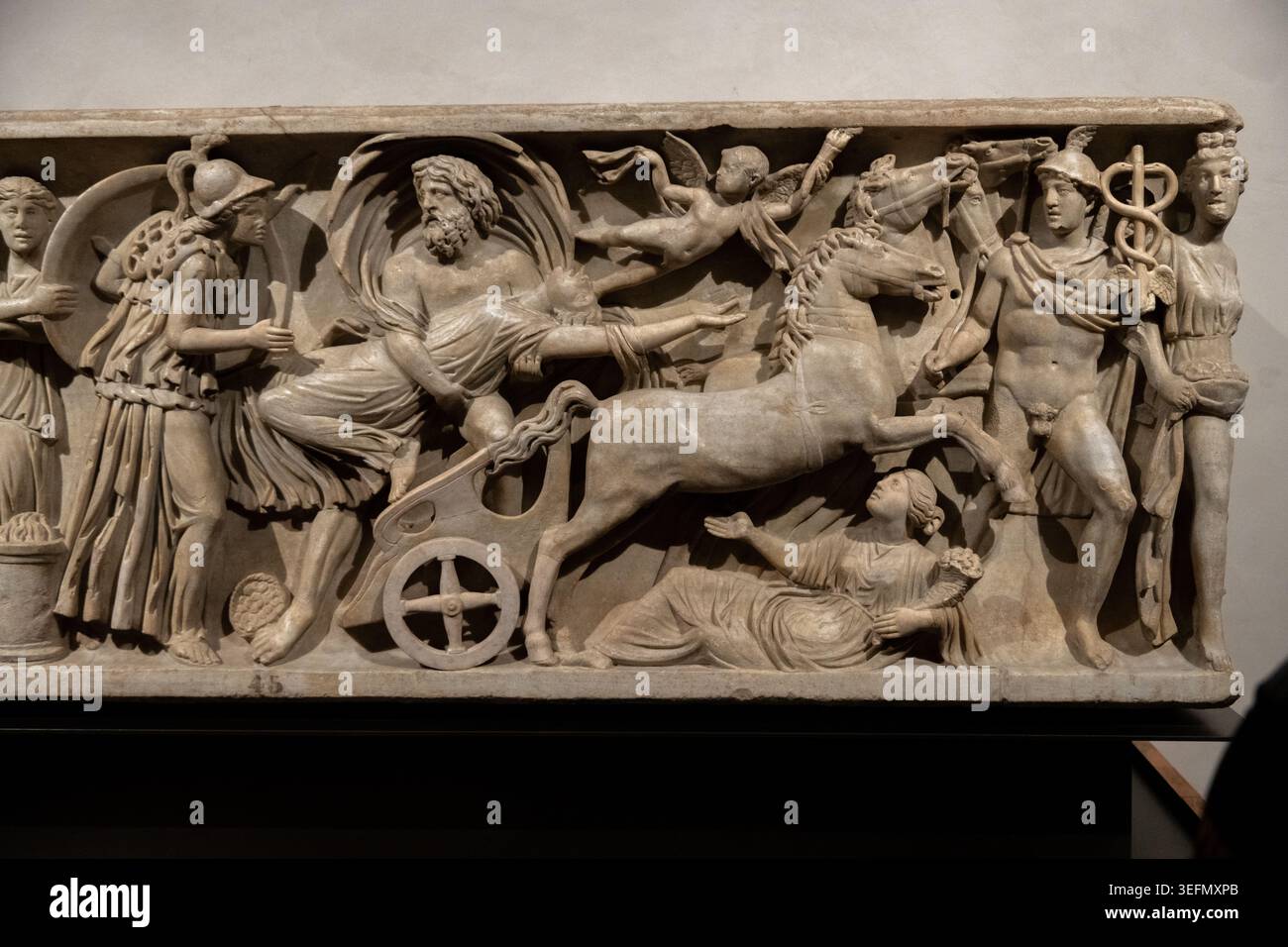Relief of a roman chariot hi-res stock photography and images - Alamy