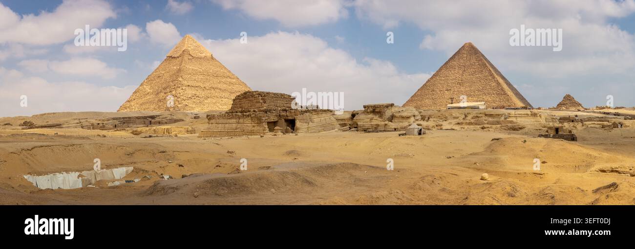 Panorama of the Giza Plateau with Great Pyramid of Giza (Cheops Pyramid ...