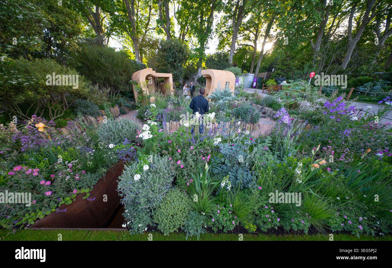 Chelsea, London, UK. 18th May, 2026. RHS Chelsea Flower Show 2026 press ...