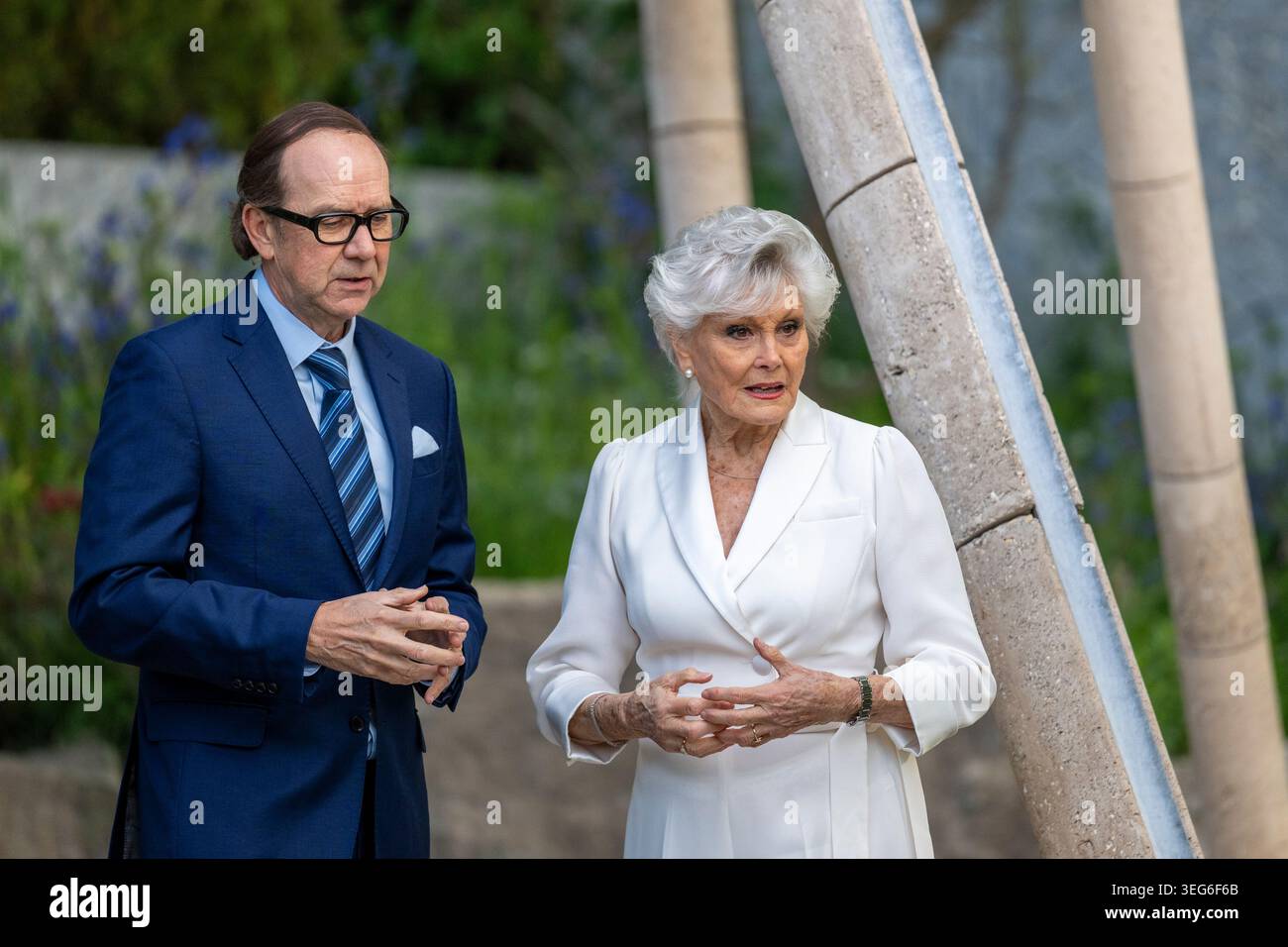 Stephen Colfer Rhs London, UK. 18 May 2026. Angela Rippon recreates her 1976 dance with ...