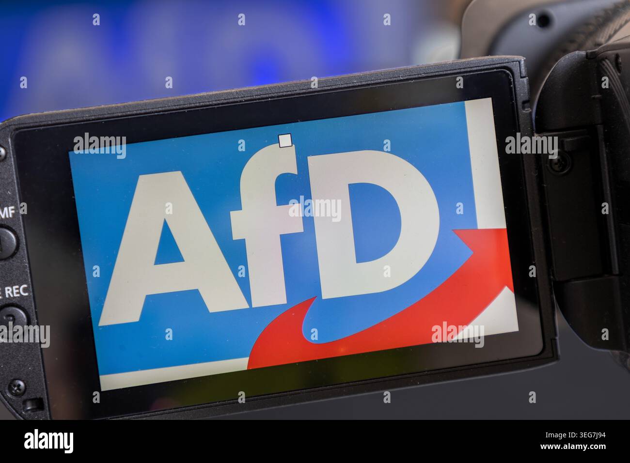Symbolic image of the AfD: A video camera screen displays a large image ...