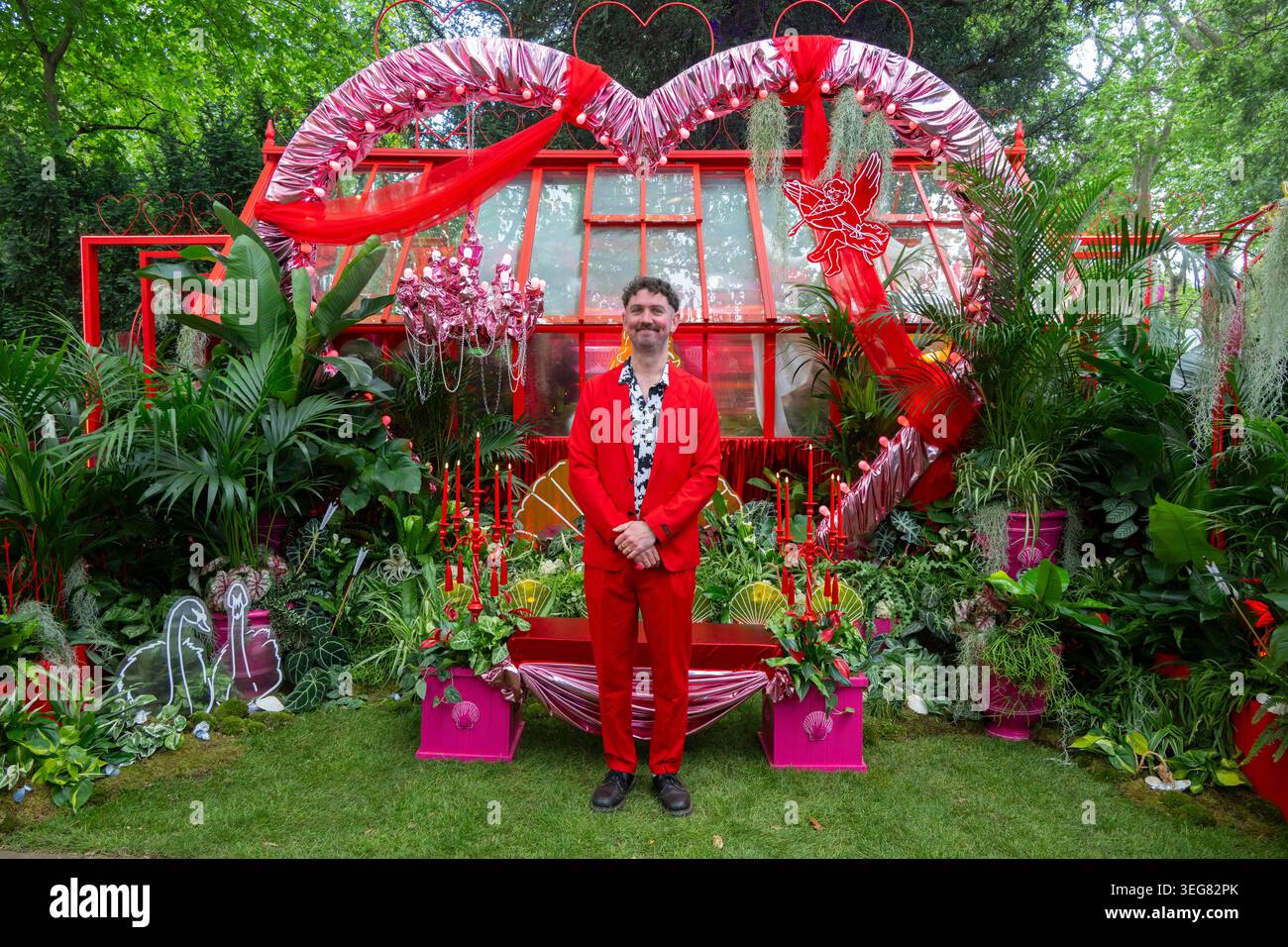 Chelsea London UK 18th May 2026 RHS Chelsea Flower Show 2026 Press chelsea-london-uk-18th-may-2026-rhs-chelsea-flower-show-2026-press