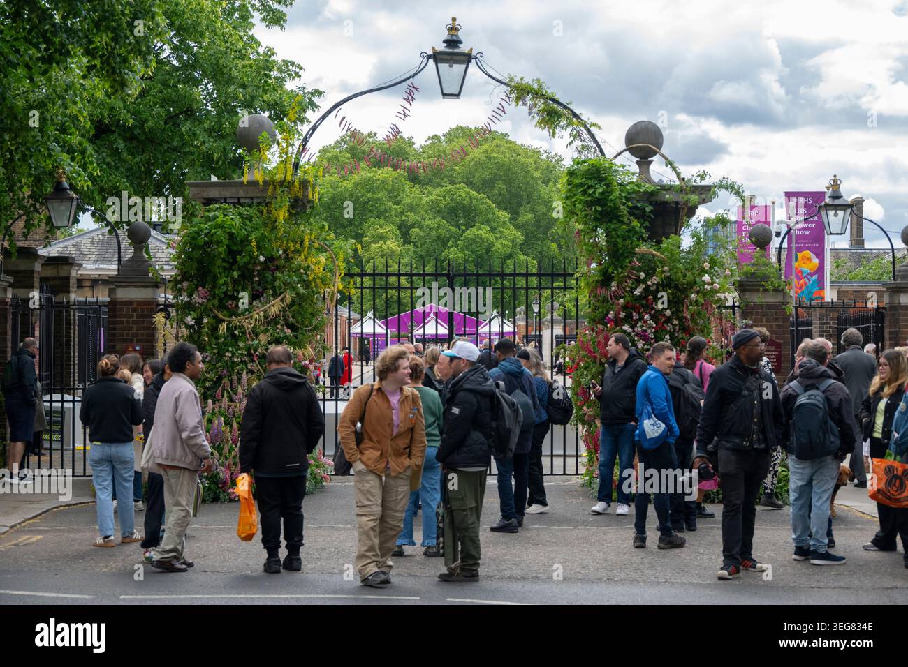 Chelsea London UK 18th May 2026 RHS Chelsea Flower Show 2026 Press chelsea-london-uk-18th-may-2026-rhs-chelsea-flower-show-2026-press