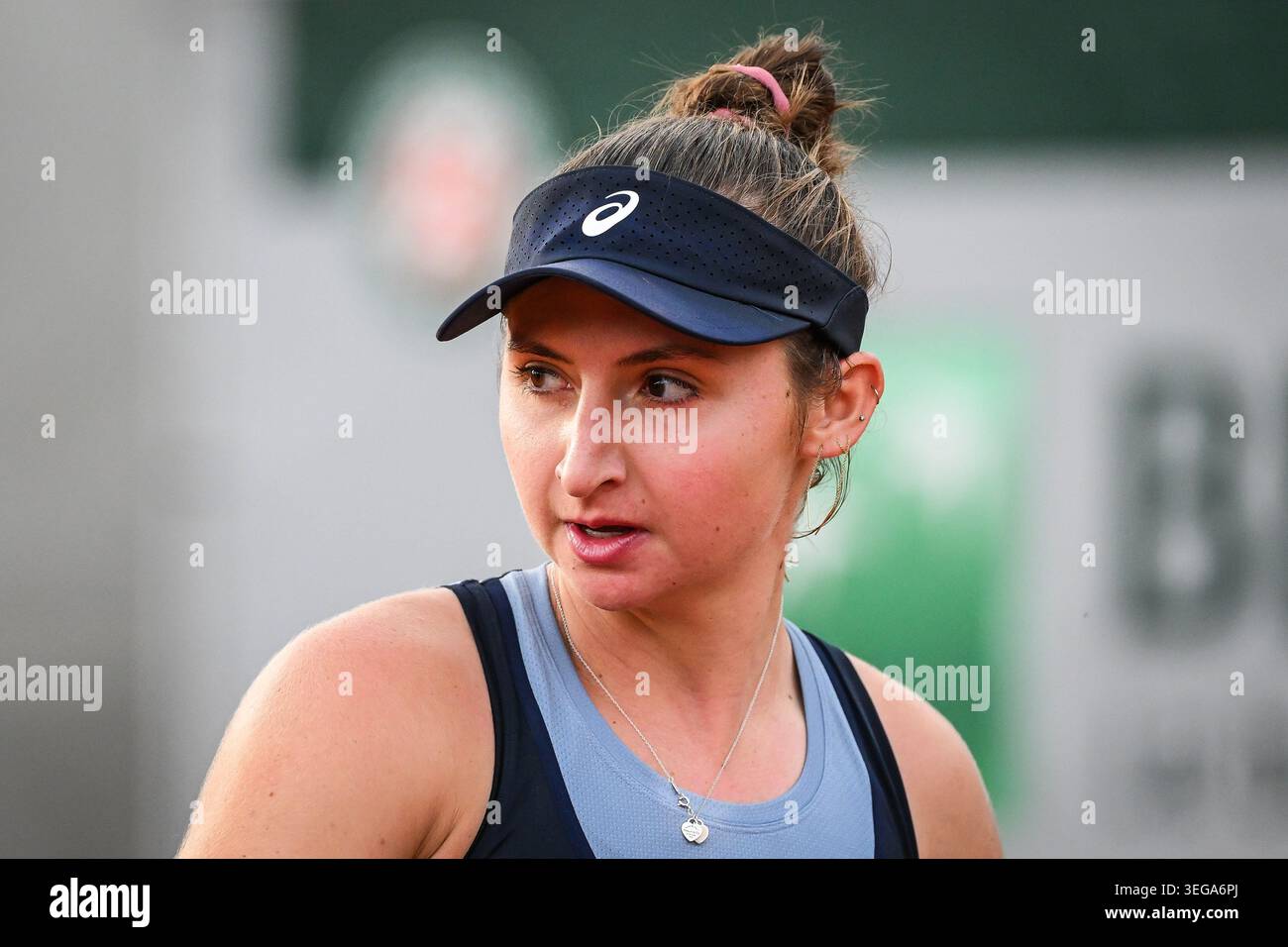 Paris, France, France. 18th May, 2026. Mary STOIANA of United States during the first qualifying day of the Roland-Garros 2026, French Open 2026, Grand Slam tennis tournament at Roland-Garros Stadium on May 18, 2026 in Paris, France. (Credit Image: © Matthieu Mirville/ZUMA Press Wire) EDITORIAL USAGE ONLY! Not for Commercial USAGE! Credit: ZUMA Press, Inc./Alamy Live News Stock Photo