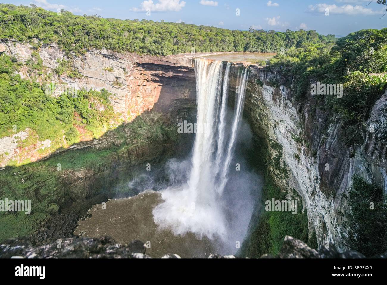 Water rushing over Kaieteur Falls at the rate of 23,400 cubic feet a ...