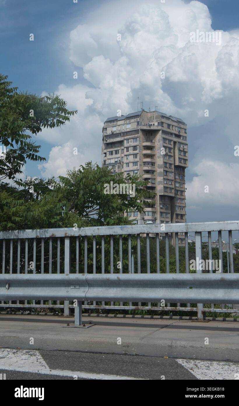 a high rise building, living and housing in the city a high rise ...