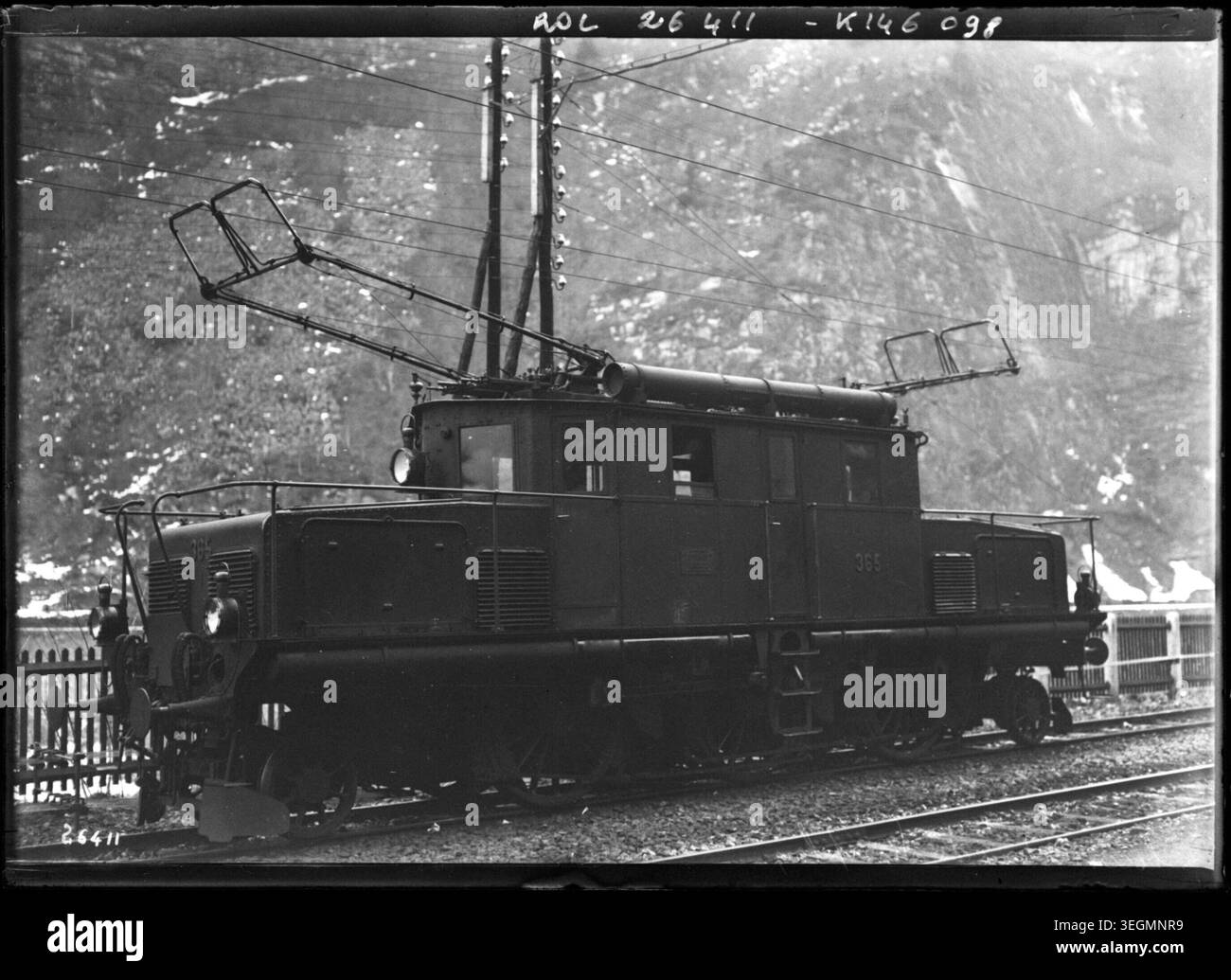 Press photograph 1913 train italy hi-res stock photography and images ...