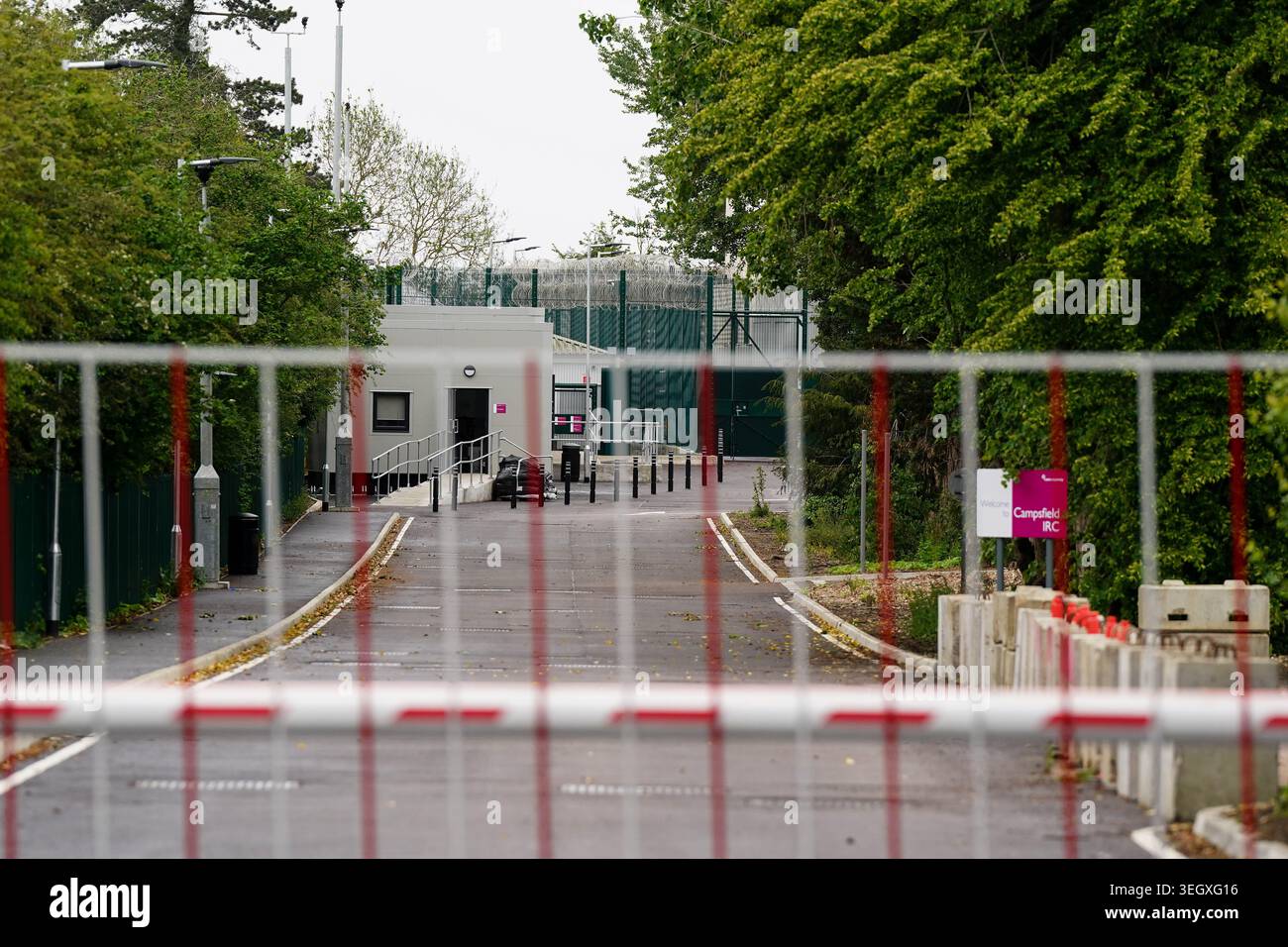 A general view of the Campsfield immigration detention facility near ...