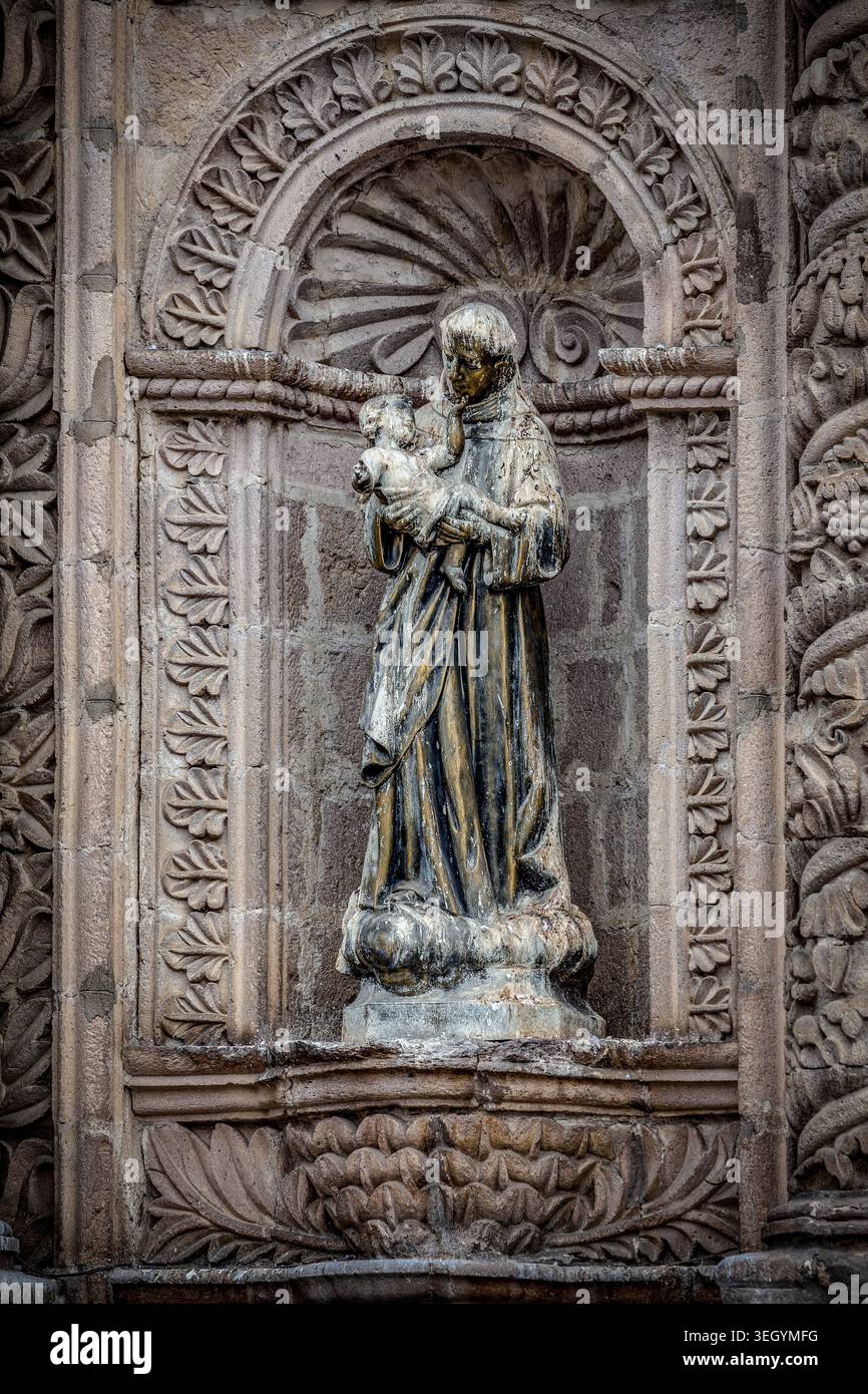 Basilica san francisco la paz hi-res stock photography and images - Alamy