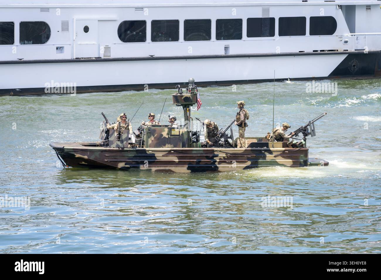 Naval special warfare center hi-res stock photography and images