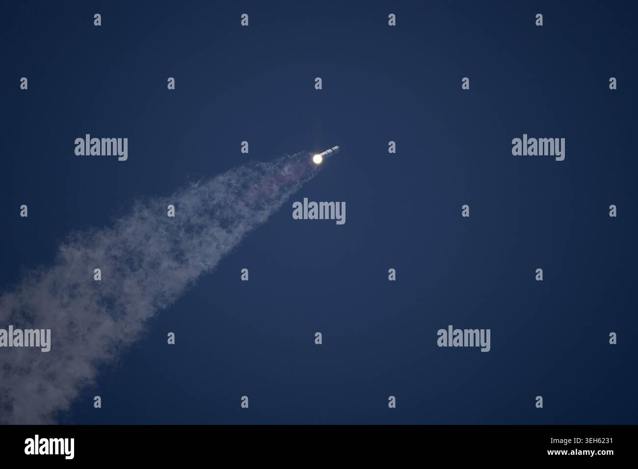 Starbase, USA. 22nd May, 2026. Liftoff Starship at 5:30 PM CT from ...