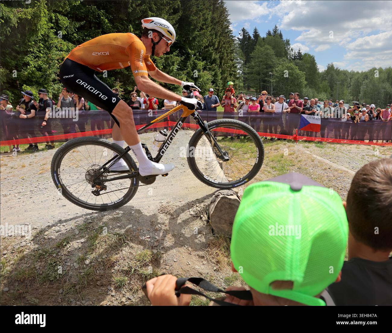 World Cup cross country mountain bike shorttrack men's race, Vysocina ...
