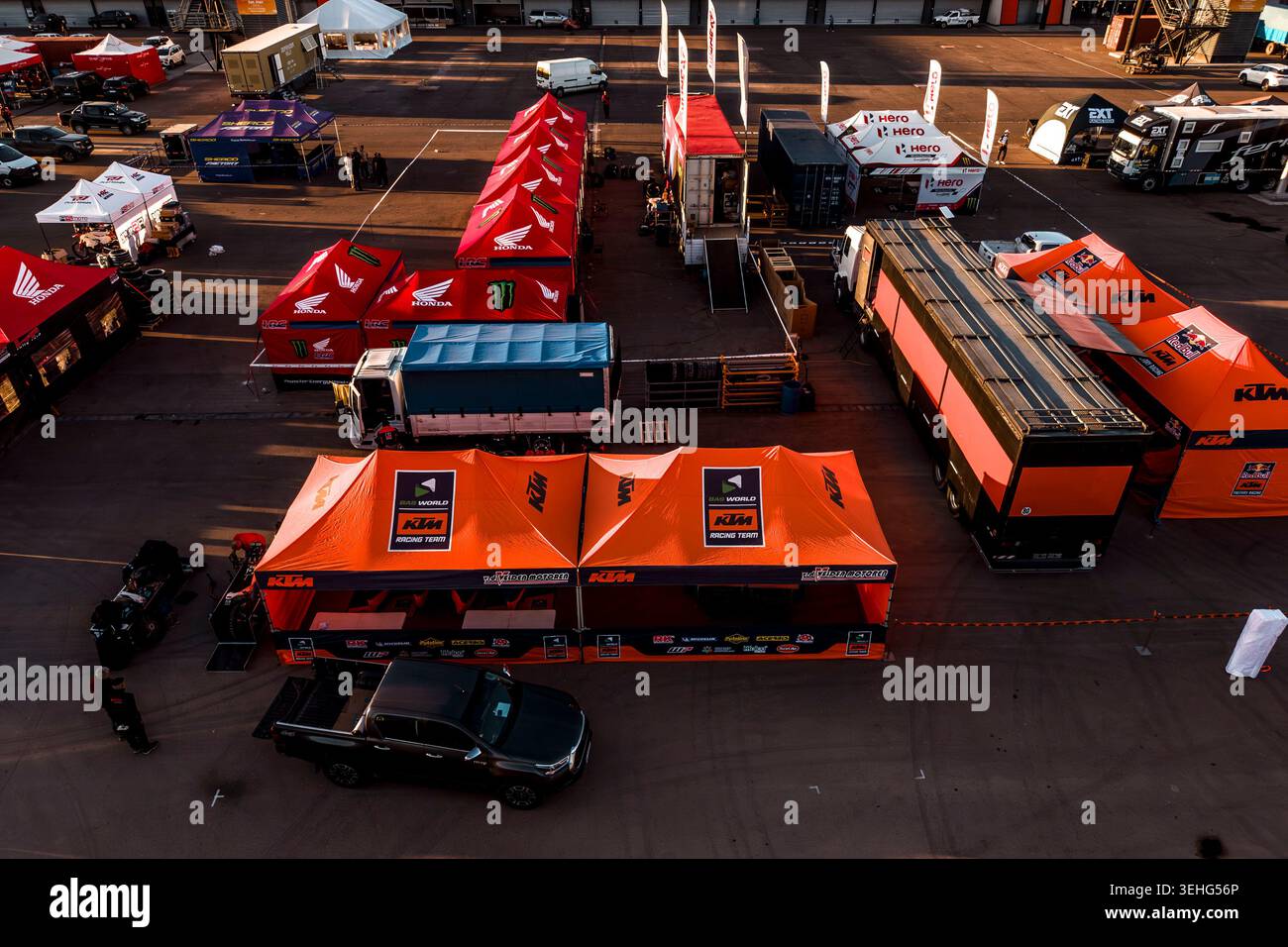Illustration, Bivouac during the Private Test of the Desafio Ruta 40 ...