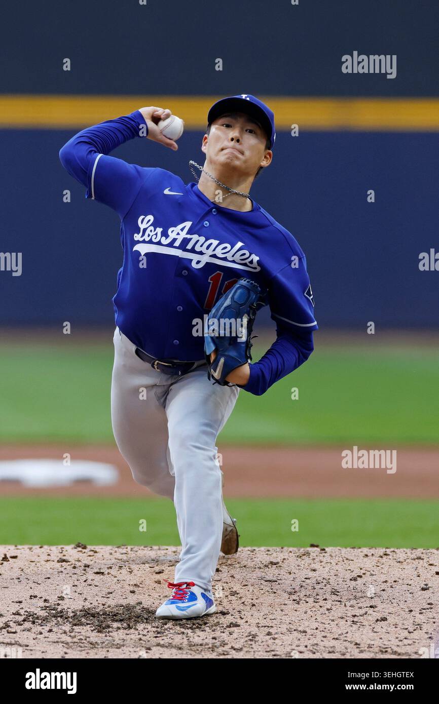 Chris Sale pitches for Atlanta against Yoshinobu Yamamoto in Game 3 Chris Sale pitches for Atlanta against Yoshinobu Yamamoto in Game 3