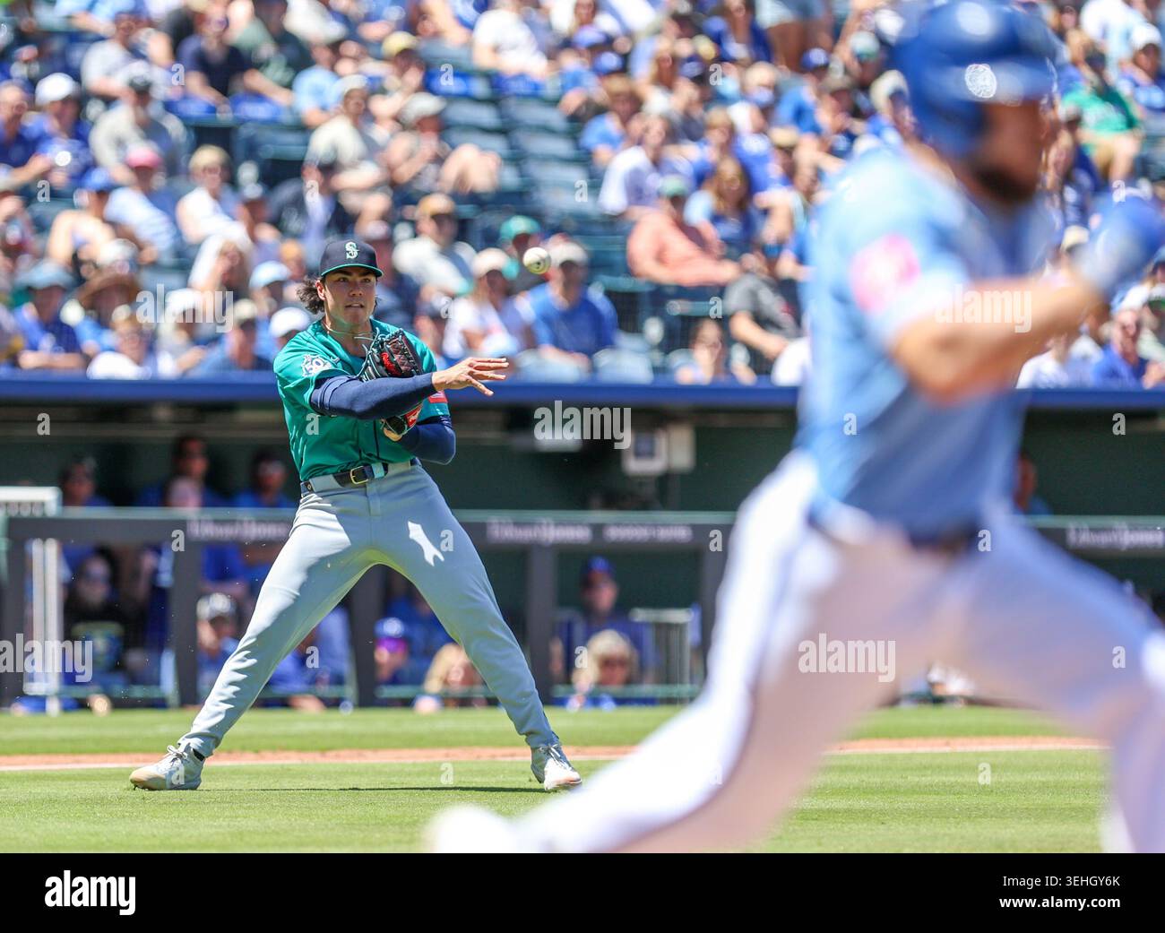 Ground Pitcher Kansas City, MO, USA. 24th May, 2026. Seattle Mariners starting pitcher ...