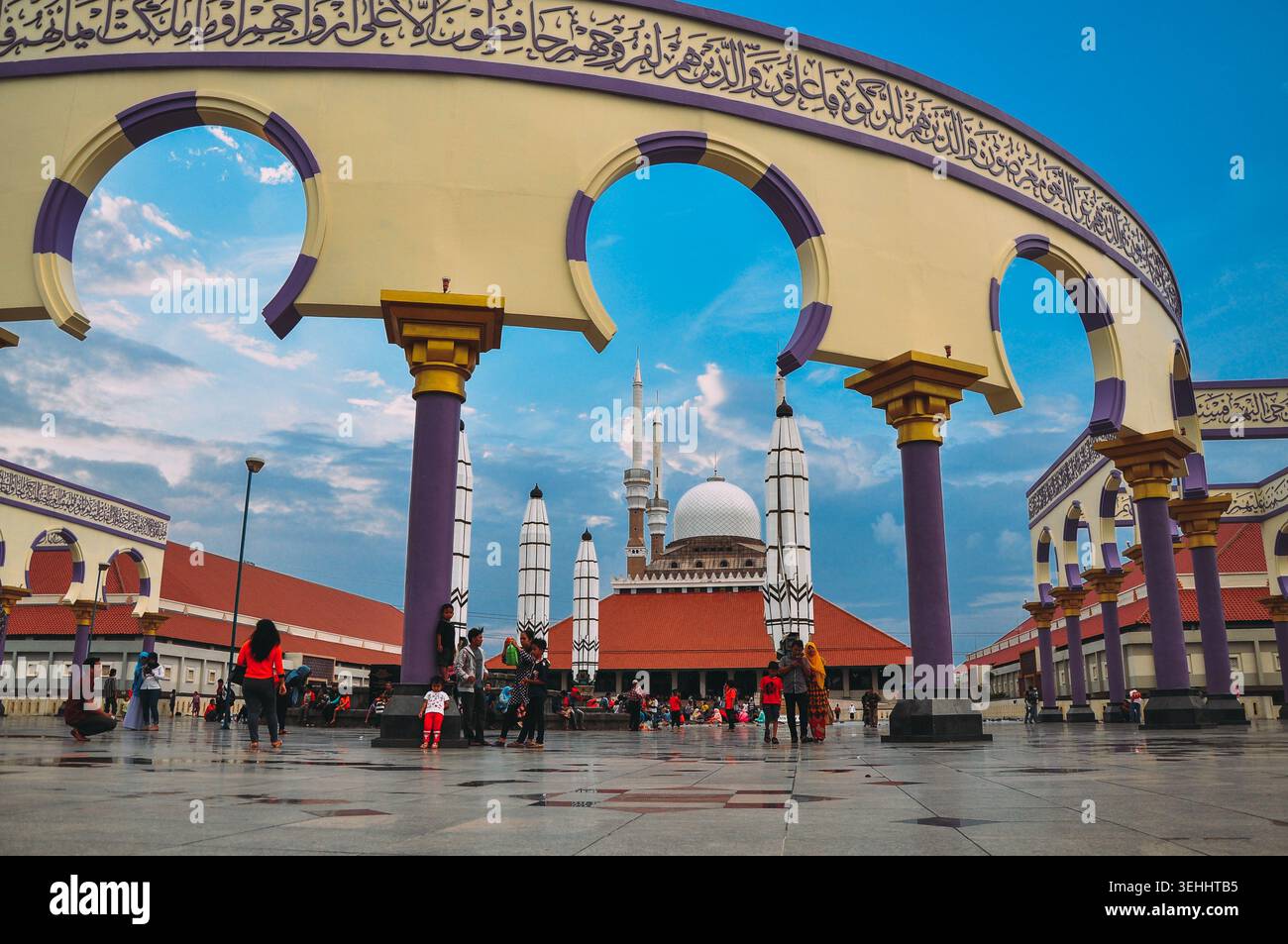 Java Most Famous Building Great Mosque of Central Java (Masjid Agung Jawa Tengah) famous ...