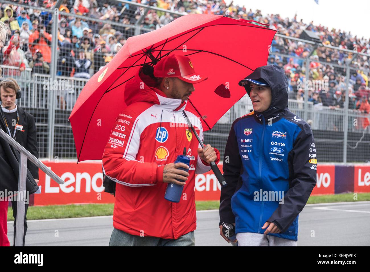 Fra Formel Lewis Hamilton (UK, Scuderia Ferrari HP #44) und Isack Hadjar (FRA ...