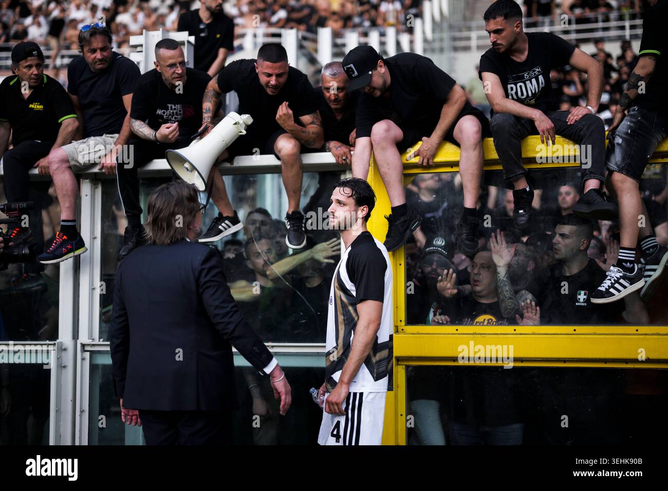 Federico Gatti of Juventus FC talks to Juventus fans as they ask the ...