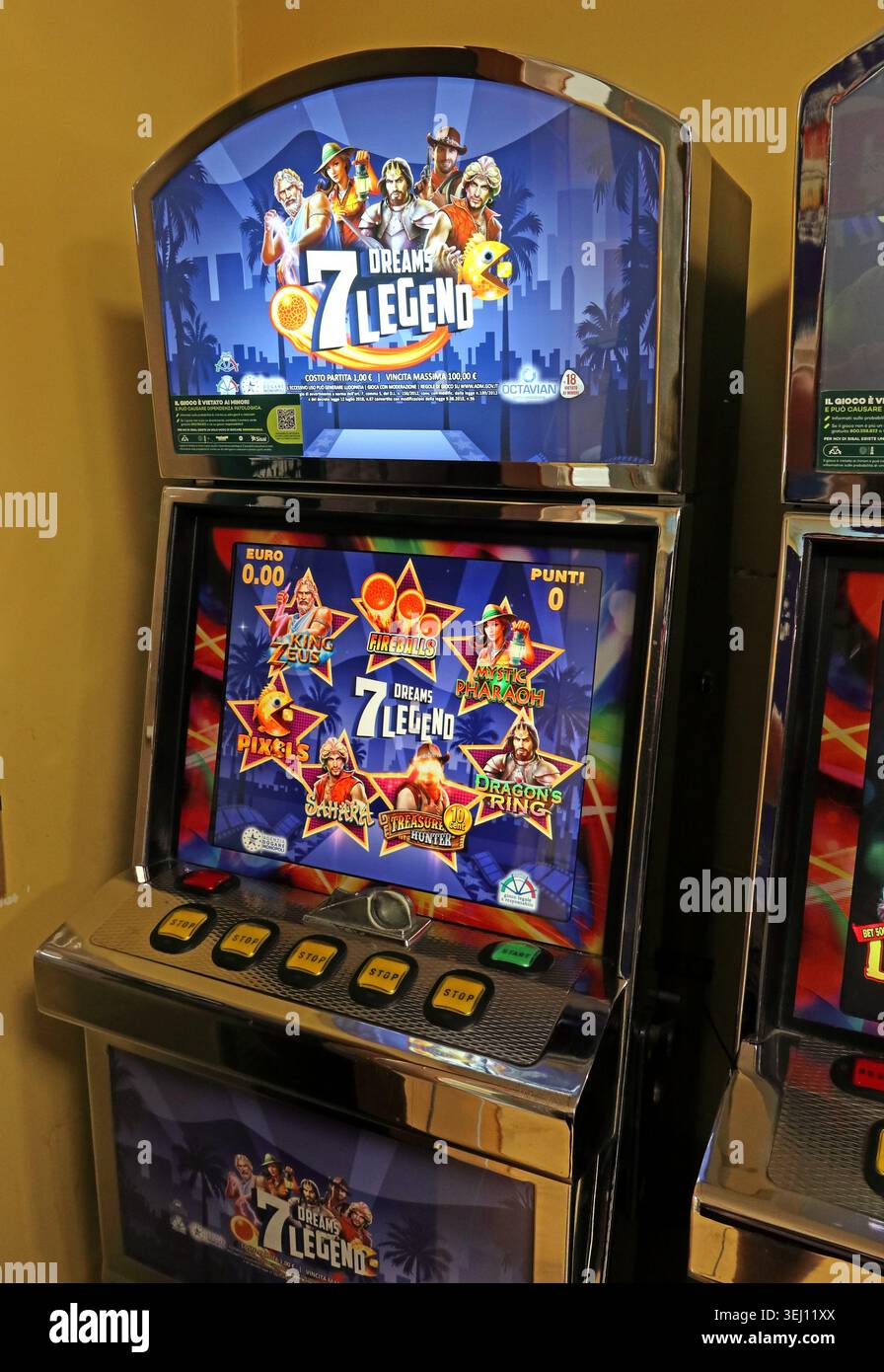 7 Dreams Legend gaming machine by Octavian Gaming in Sicily, Italy. Stock Photo