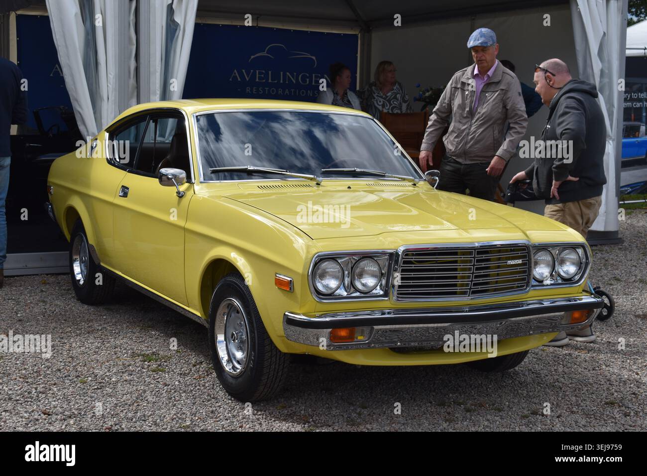 Mazda 929 hi-res stock photography and images - Alamy