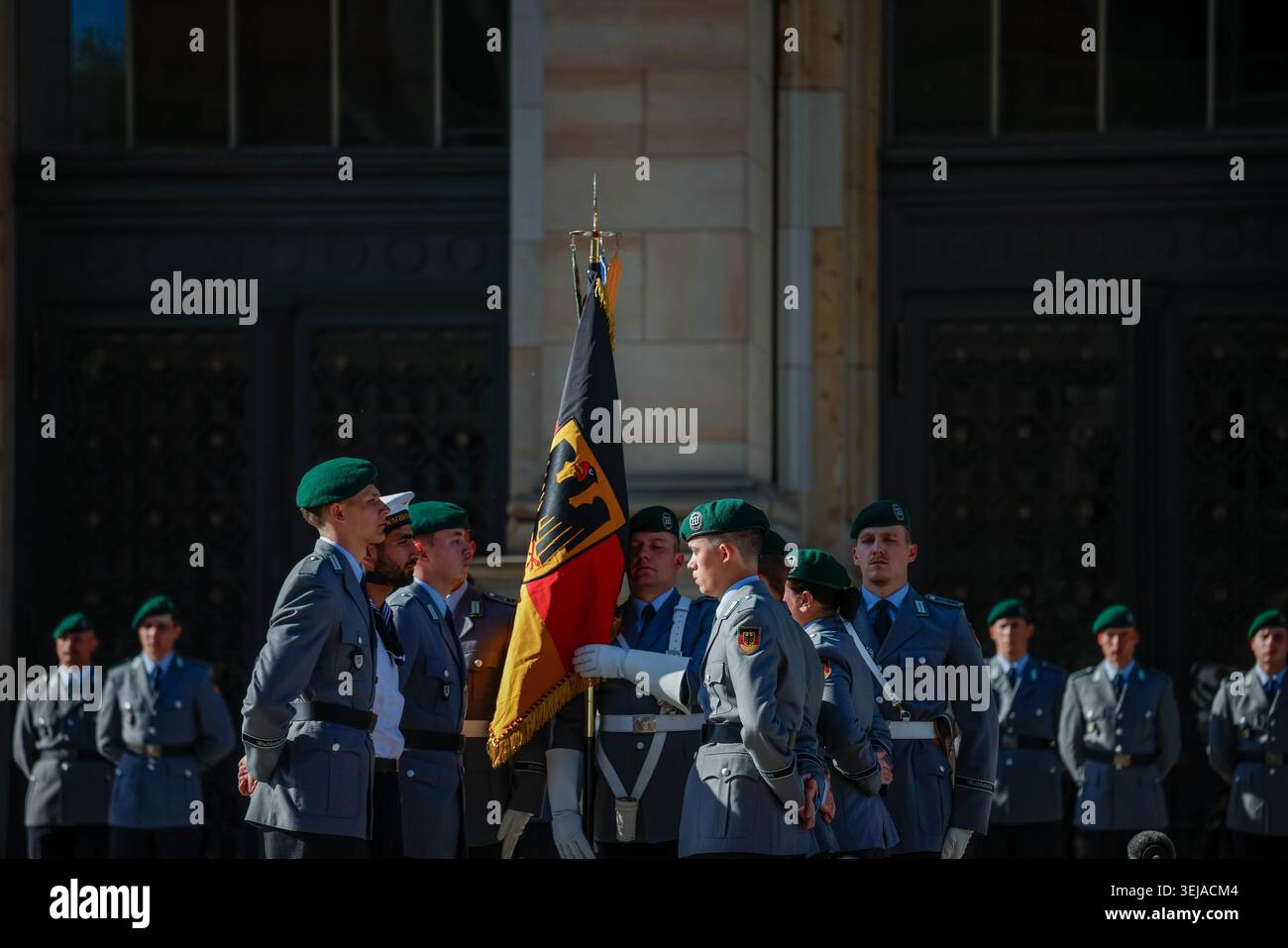 28 May 2026, Berlin: Recruits of the German Armed Forces Guard ...