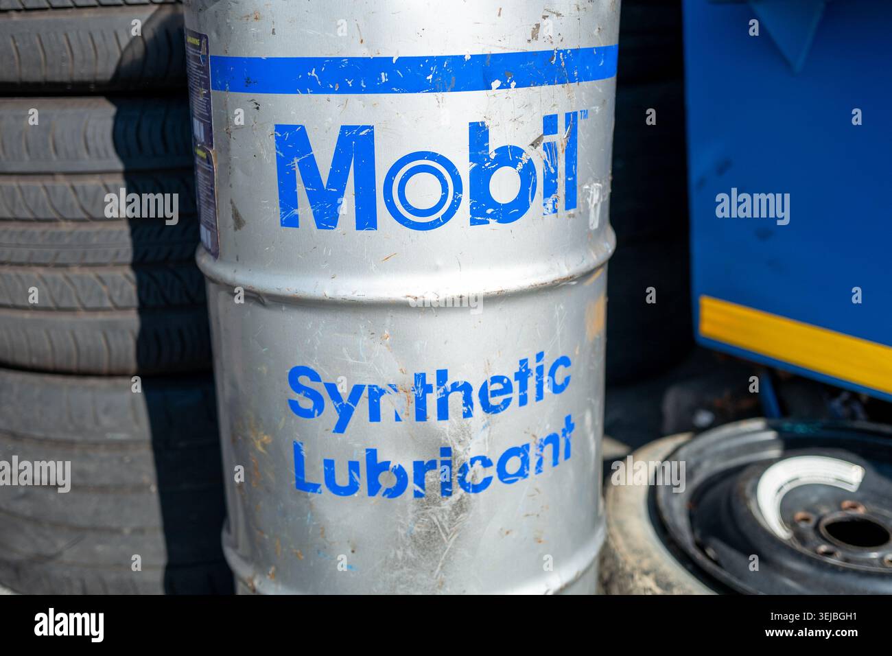 Picture Idea: Close Up Of Metal Container With Mobil Synthetic Lubricant Text