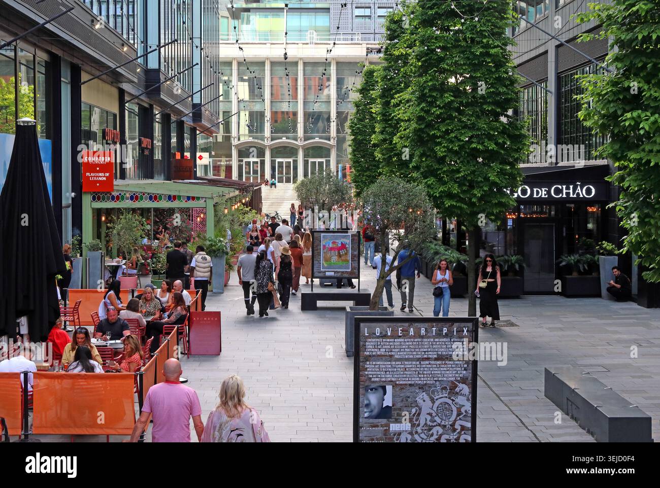 Spinningfields restaurants and outdoor dining in Manchester city centre, England, UK. Stock Photo