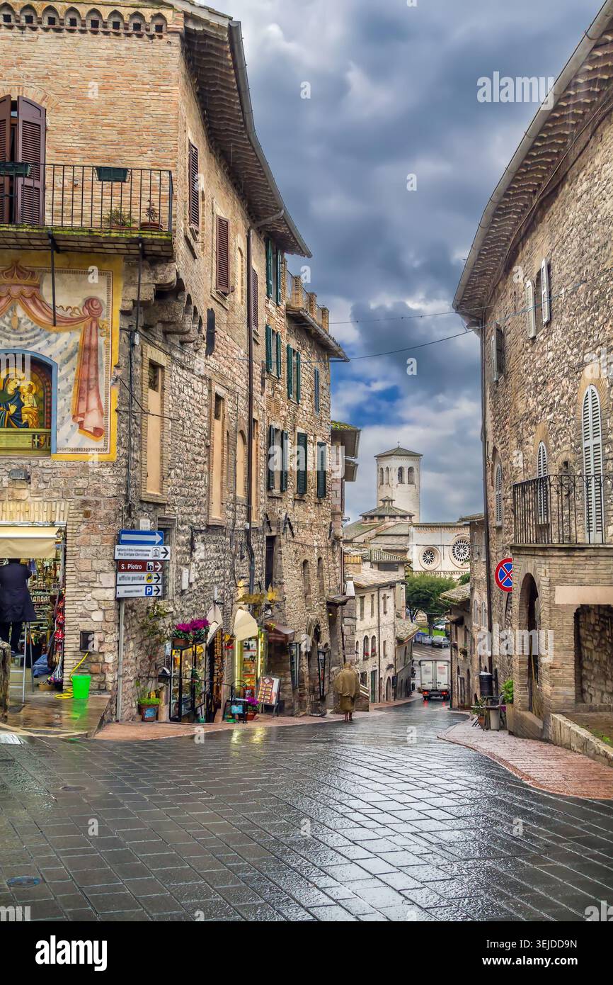 Assisi italy street view hi-res stock photography and images - Alamy