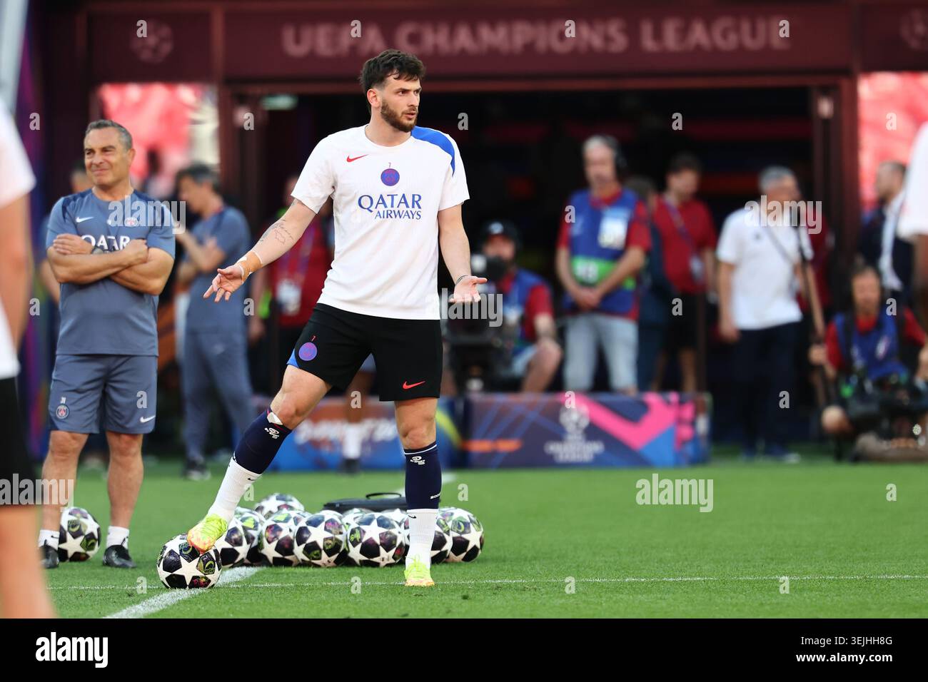 Budapest, Hungary. 29th May, 2026. Khvicha Kvaratskhelia of PSG gestures during the training session ahead of the 2025/2026 Champions League Final football match between Paris Saint Germain and Arsenal FC at Puskas Arena stadium in Budapest (Hungary), May 29th, 2026. Credit: Insidefoto/Alamy Live News Stock Photo