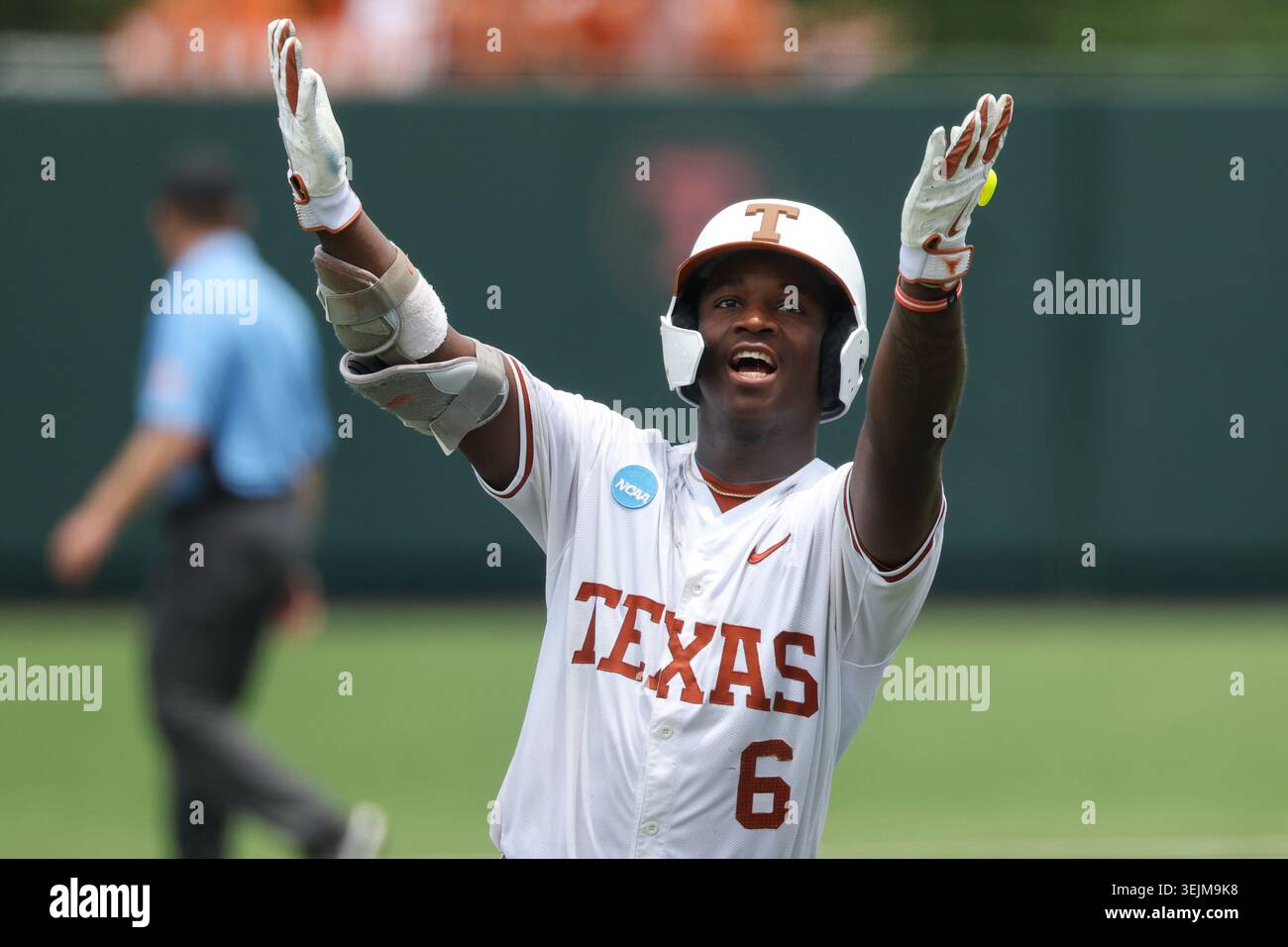 AUSTIN, TX - MAY 29: Outfielder Anthony Pack Jr. #6 of the Texas ...