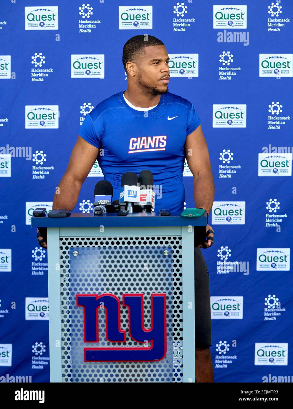 New York Giants linebacker Abdul Carter (3) address media during ...