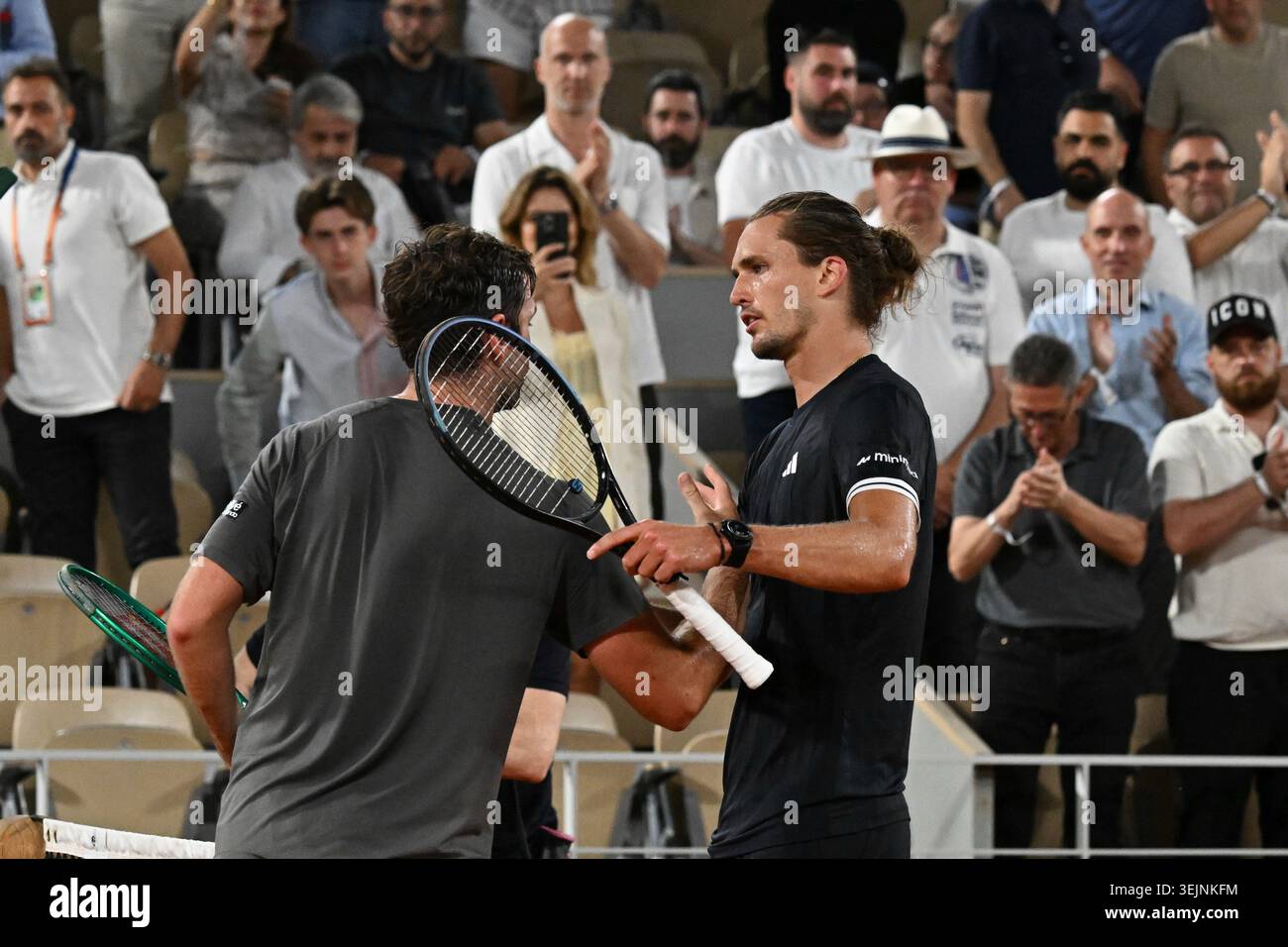 Alexander Zverev beats Alexander Bublik to reach Shanghai quarterfinals Alexander Zverev beats Alexander Bublik to reach Shanghai quarterfinals