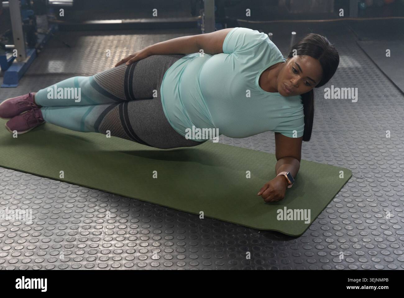 rolling forearm side plank