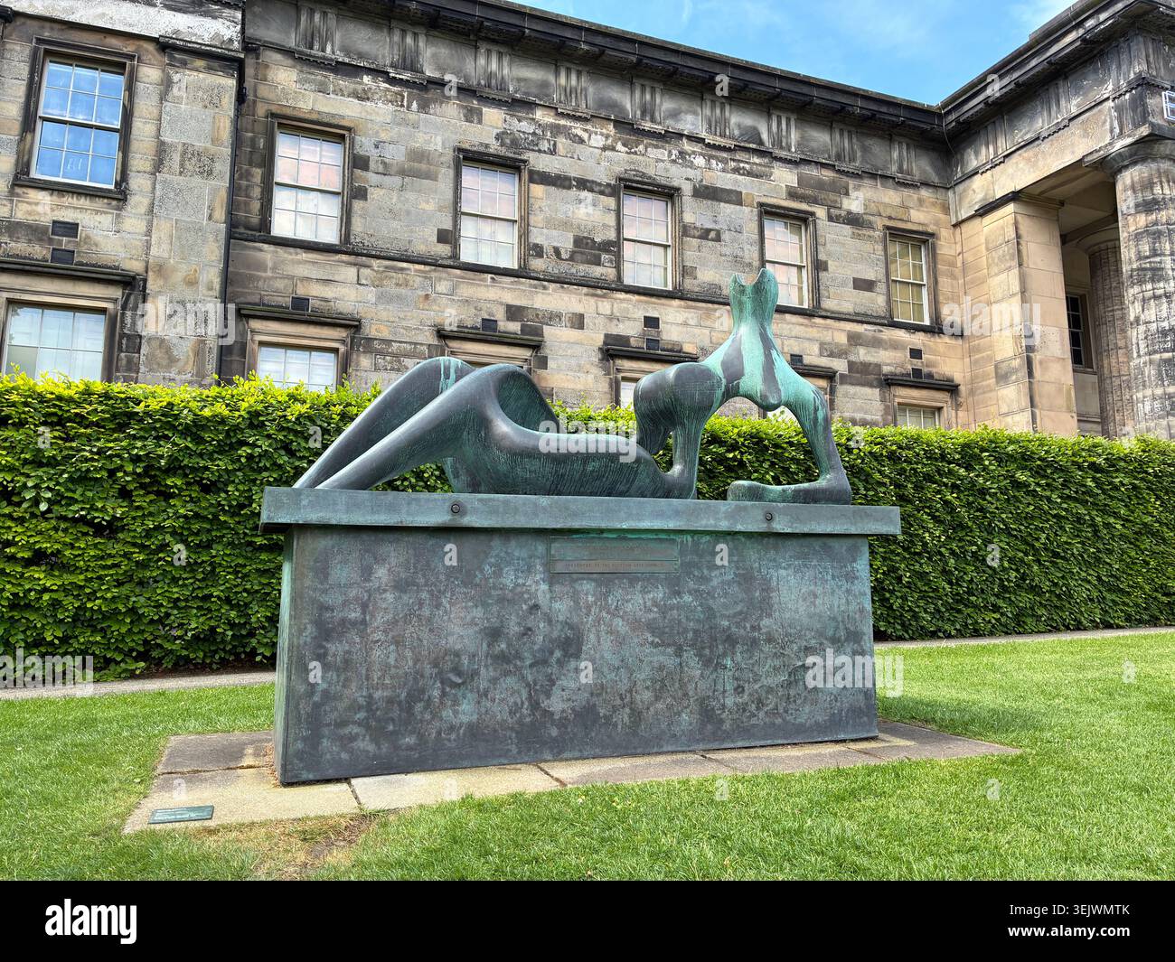 Modern One, Scottish National Gallery of Modern Art, Edinburgh Scotland - Sculpture by Henry Moore titled Reclining Figure made in 1951 - Smartphone Captured Stock Image
