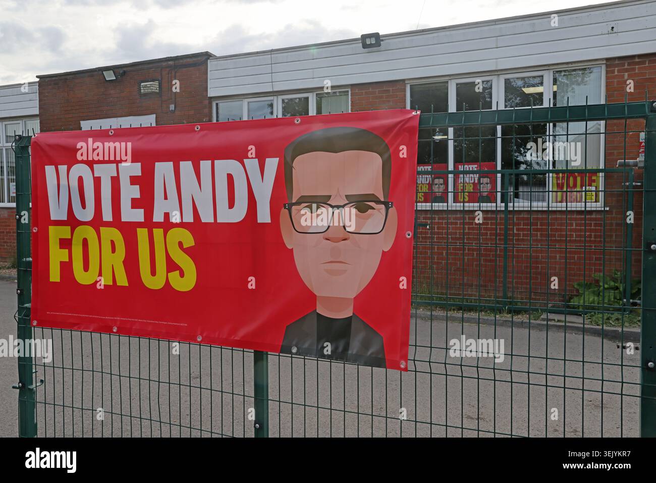 Vote Andy For Us banner outside campaign centre at 2 Walter Street, Ashton-in-Makerfield, during Andy Burnham’s Makerfield by-election campaign. Stock Photo