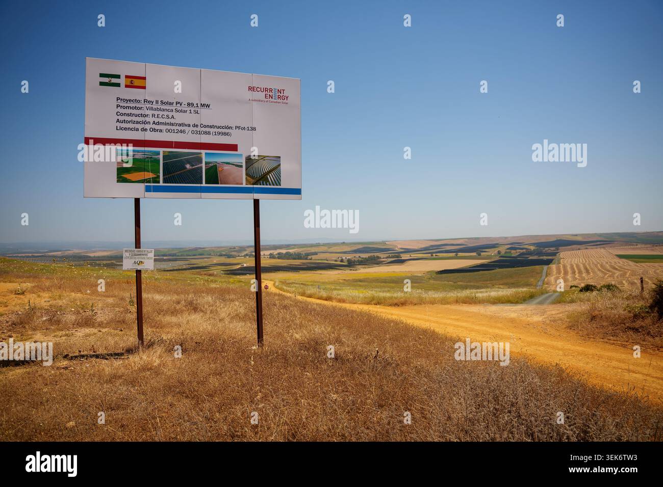 Image of Recurrent Energy's Rey Solar photovoltaic plant in Carmona ...